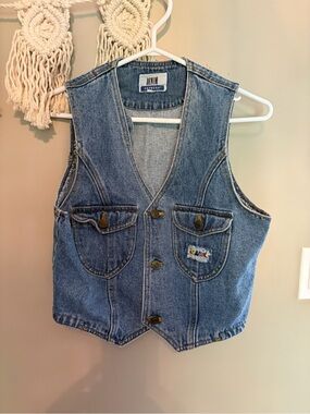 Women’s Denim Express Vest